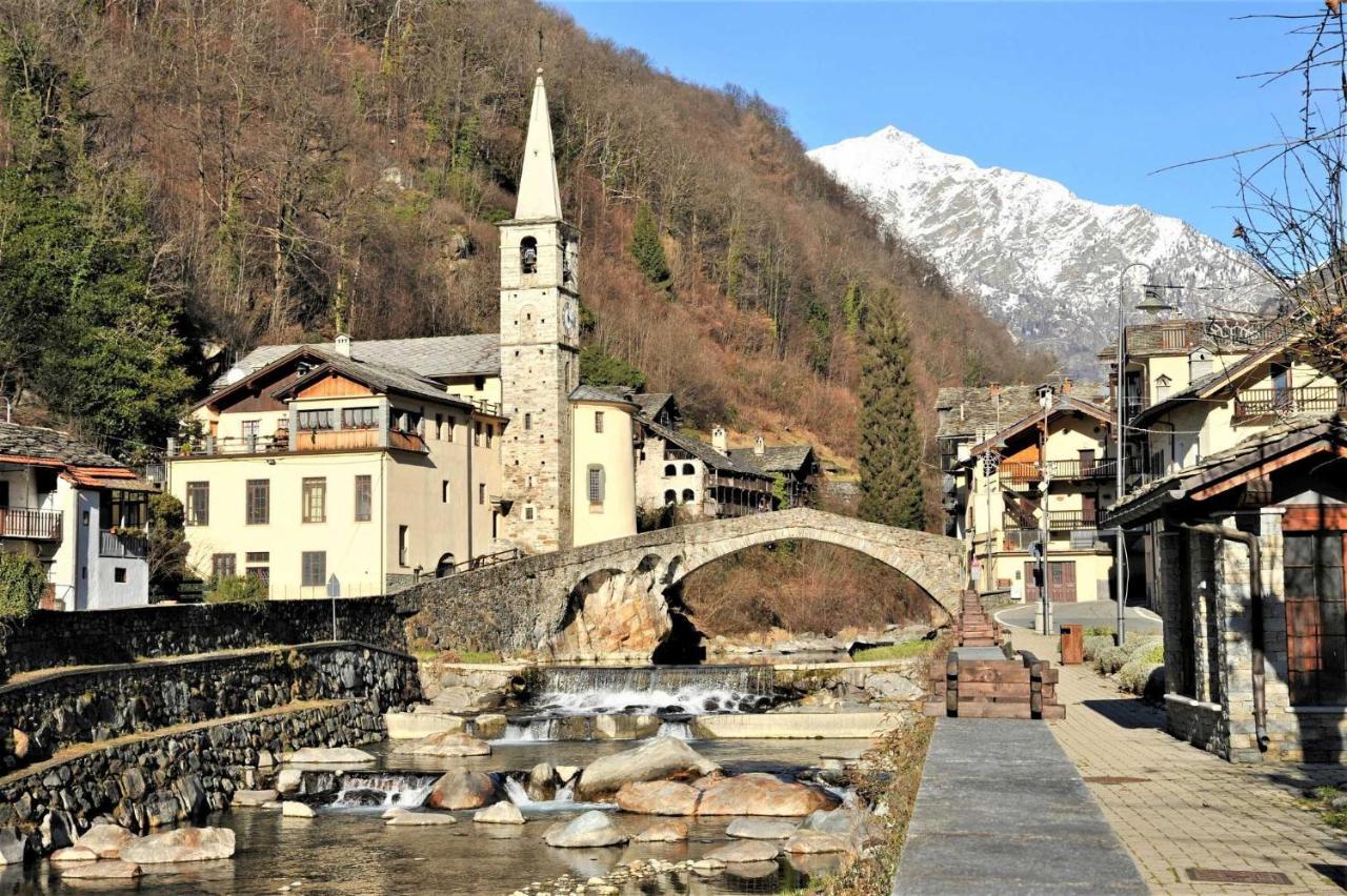 La Lupa Apartment - In The Heart Of Aosta With Car Box Bagian luar foto