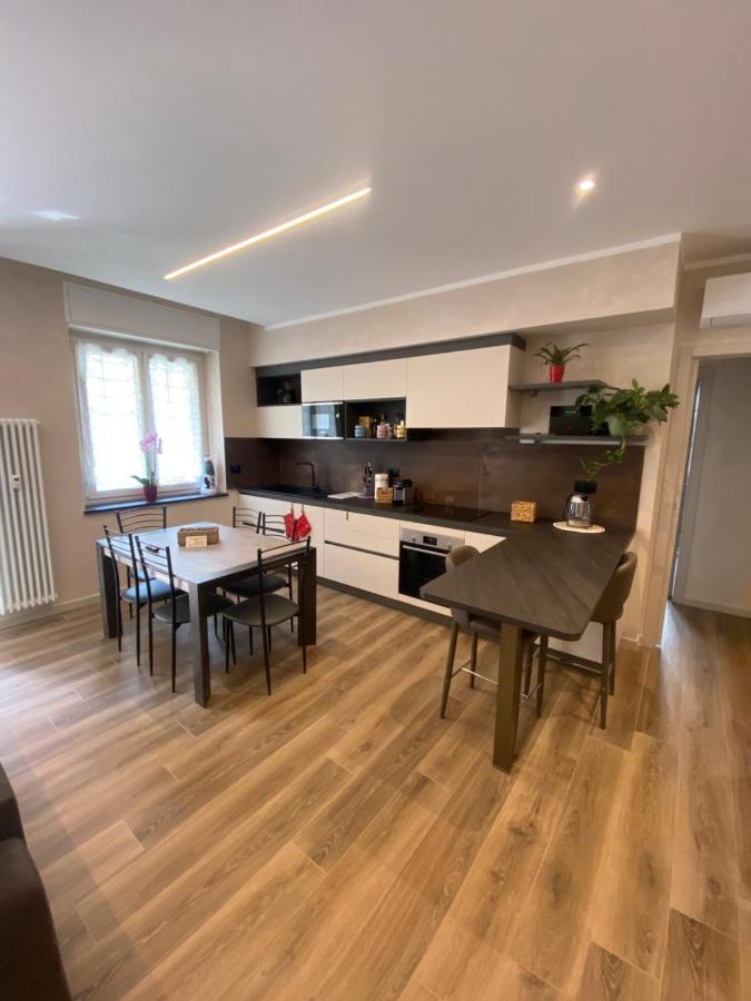 La Lupa Apartment - In The Heart Of Aosta With Car Box Bagian luar foto
